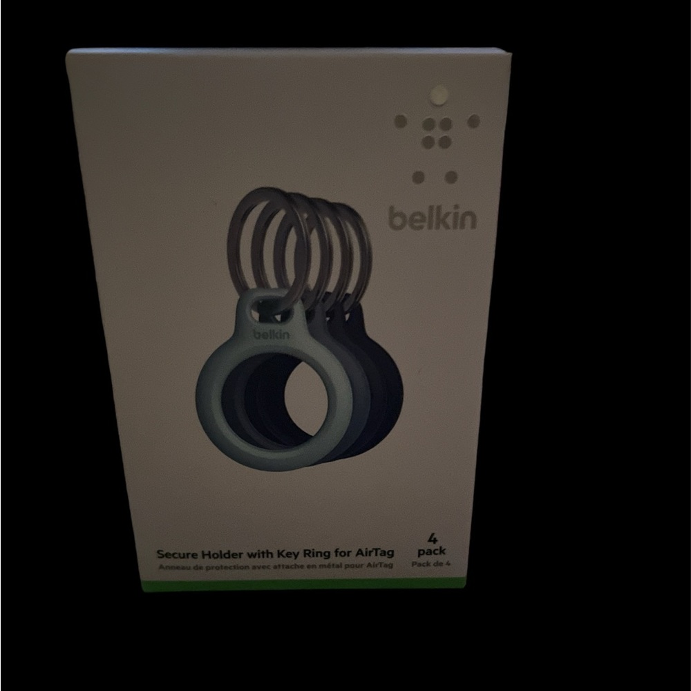 COPY - Belkin Secure Holder with Key Ring for AirTag 4 Pack.